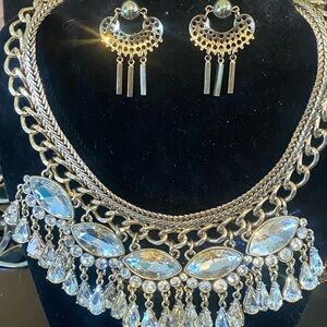 Elegant Banana Republic Gold and Silvertone Necklace and dangly Earring Set